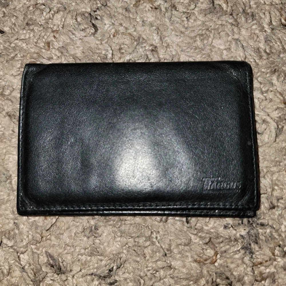 Targus leather‎ card holder